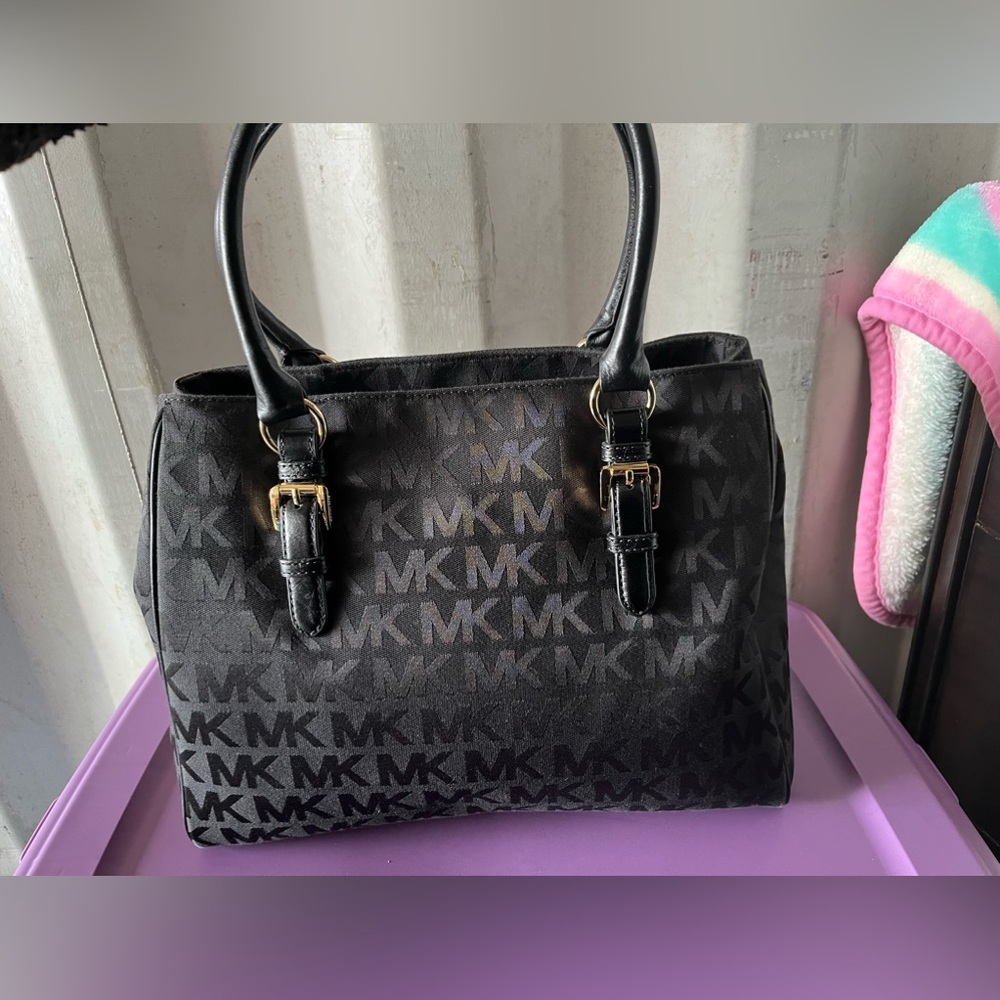MICHAEL KORS BAG